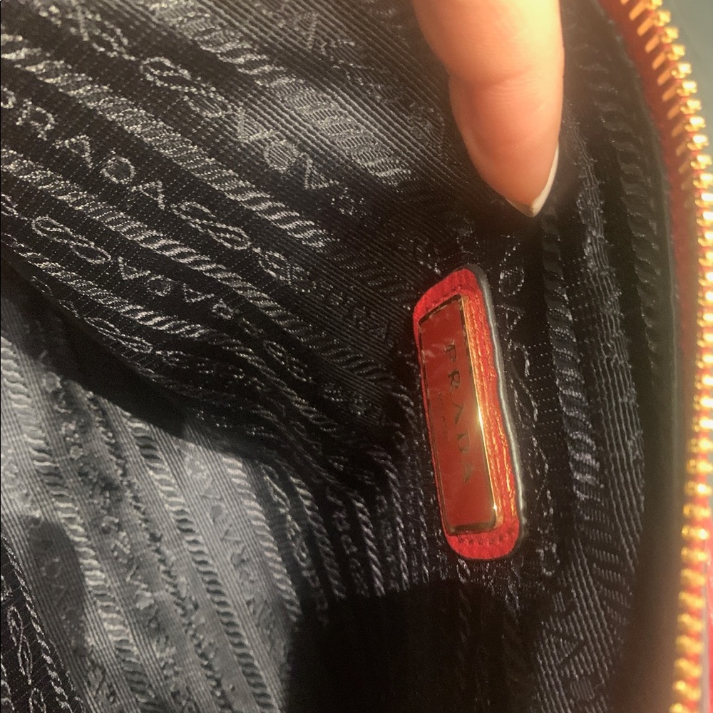 Prada crossbody - Picture 4 of 4